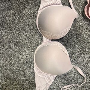Victoria's Secret Soft Pink Lace Bra body by Victoria secret
